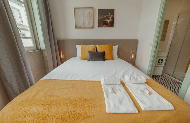 Downtown Suite C by Vacationy - Photo 4