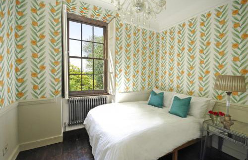 Upside house Beautiful 5 bedroom house sleeps 13 with hottub, games room and garden near Bath - Foto 24