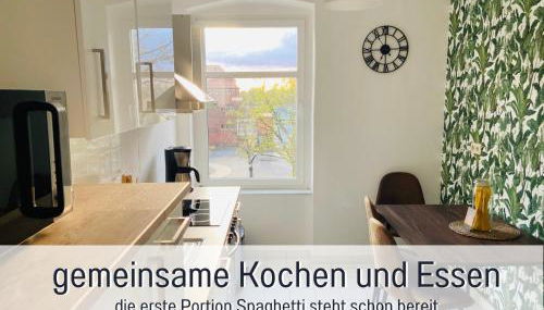 Stadtapartment by LivE it - voll ausgestattete Küche, SmartTV, Waschtrockner, 1-5 Pers - Foto 3