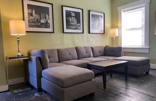 Dayton with 5 Beds Sleeps 10 2 Bedrooms plus WIFI - Foto 6