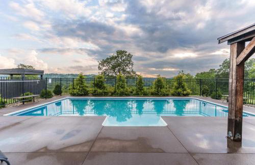 Serenity Ridge 6 Br Sleeps 16 Pool Hot Tub - Foto 53