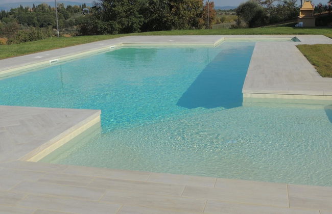 Farmhouse in Tuscany With Pool and Hill Views - Photo 12
