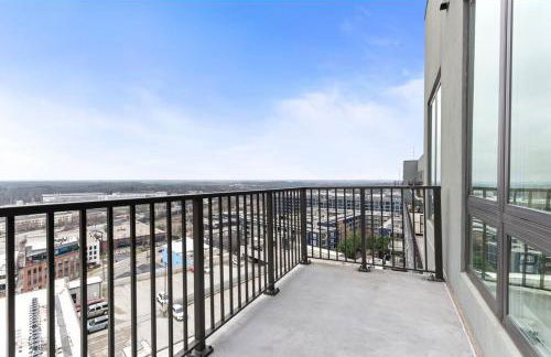 NEW! Royal Penthouse King Bed Amazing Views! - Foto 10