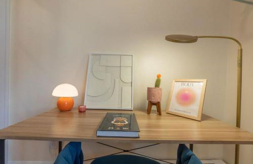 Zen Den With King Bed and Very Close to Airport - Foto 16