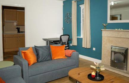 Whole 2-Bed, 2-Bath Apartment - Professionals, Contractors, Free Parking, ULEZ Free, Bham City - 10mins - Foto 3