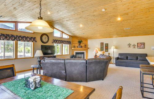 Spacious Buena Vista Home with Fire Pit Near Skiing! - Foto 11