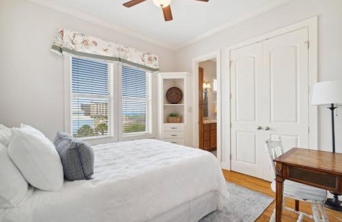 Cozy Beach House, Heated Pool , Fast WiFi - Foto 26