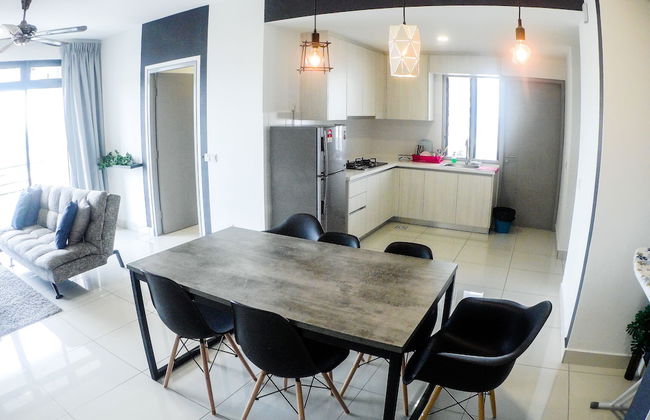 1Tebrau Premium Suites by 12stay - Photo 51