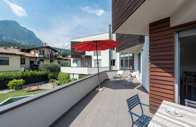 Onyx House With Shared Pool - Photo 24