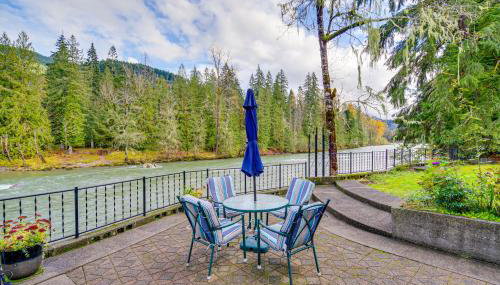 Darrington Home on River with Mountain Views - Foto 3