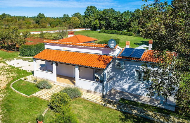 Detached Holiday Home With Swimming Pool, Near the Beach - Foto 38