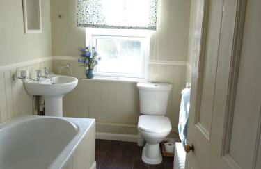 Charming family home on edge of South Downs - Foto 7