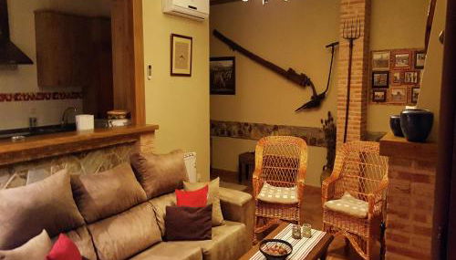 Cottage in Navas de Estena with Pool & Jacuzzi - Foto 2