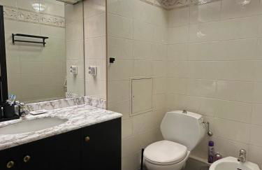 Appartement moderne climatisé avec piscine, terrasse et parking - Proche Promenade des Anglais - Foto 23