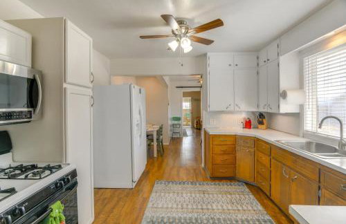 2 Mi to Snake River Quaint Farmhouse with Patio! - Foto 9