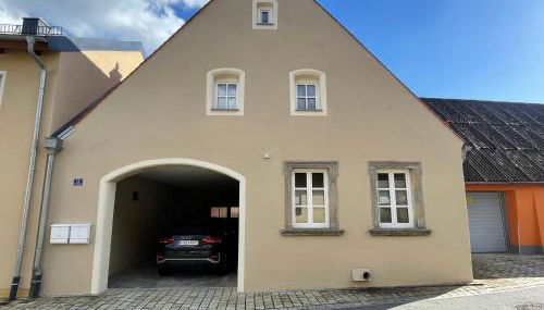 Apartment in zentraler Lage mit Privatparkplatz - Foto 2
