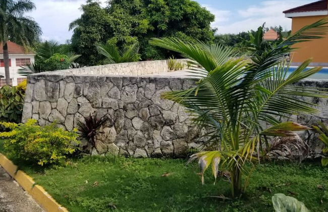 Holiday House Second floor Ste - Photo 47