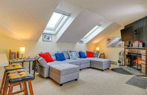 Walk to Mount Snow Resort Unit with Pool and Hot Tubs - Foto 1