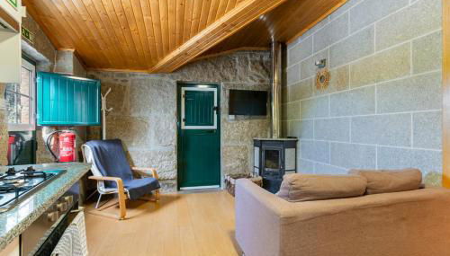 Casa Rústica T2 com Salamandra e Cozinha - Seia - Serra da Estrela - Casa do Loureiro II - Foto 4