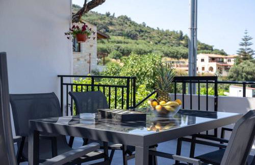 Manos Home - Photo 34