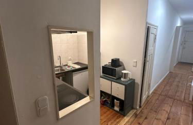 Typical Altbau in the heart of Berlin Wedding - Foto 20