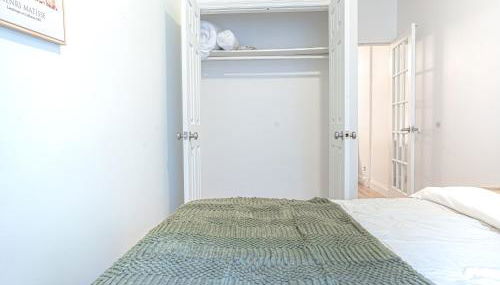 Charming Upper East Side W Outdoor Space - Foto 4, towels, wardrobe