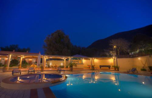 Santalas Villa - Foto 2