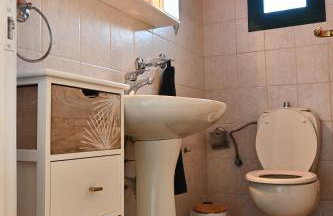 Pavlos' cottage with beach view - Foto 9