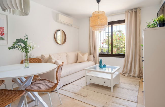 La Casa Bonita - Modern 2BR Apt with Private Terrace. Pool Views - Foto 8