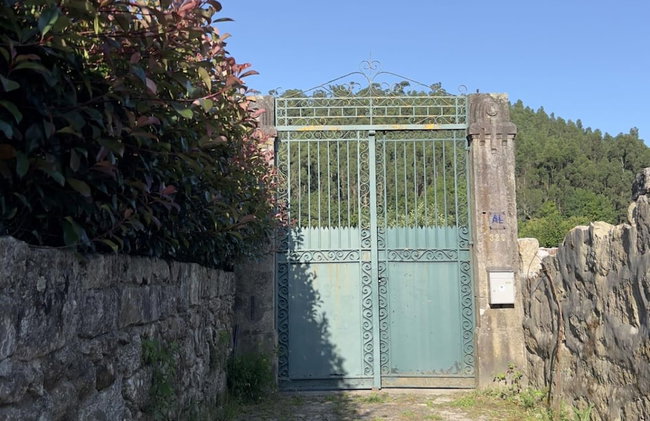 Cottage Sleeps 12 with Pool and Parking - Foto 26