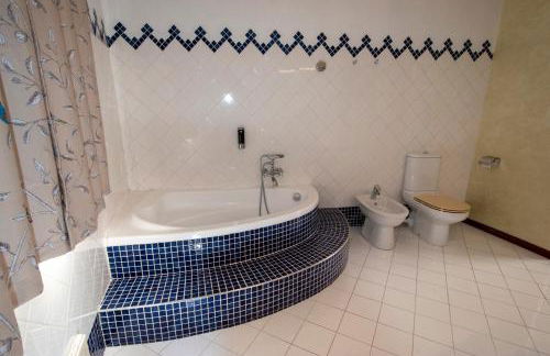 A L'OMBRE DU PALAIS - Foto 16