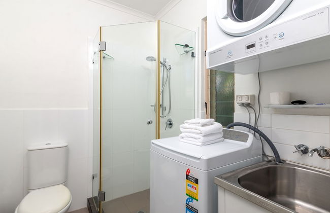 Seascape Holidays – 3 Reef Terraces on St Crispins - Foto 14