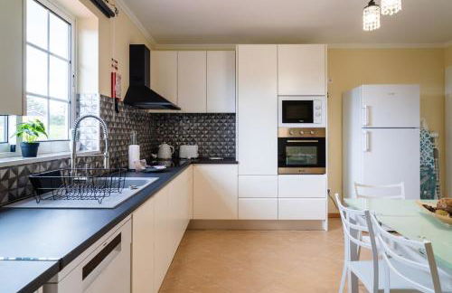 GuestReady – Charming Getaway by Madeira's Nature - Foto 28