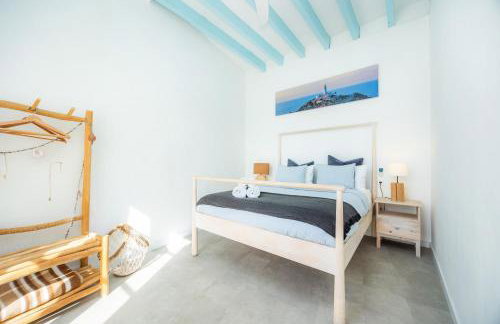 Marina 48 Seafront Apartment - Photo 20