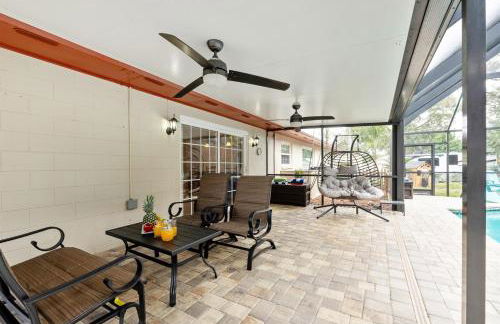 Exquisite Retreat with Heated Pool for 14 Guests, Pool Table Paradise! - Foto 52