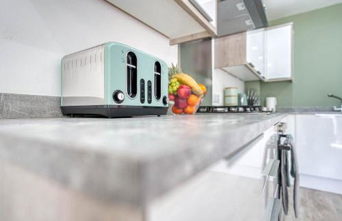 Primrose Court Private Parking near NEC - Photo 23