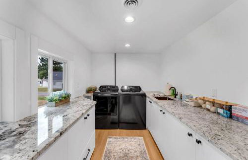 The Golden Eagle of Houghton Lake - Foto 29