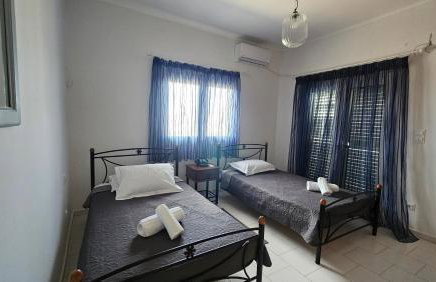 Grace and Harmony of Ancient Corinth - Foto 7