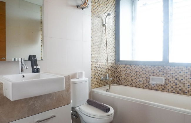 Vibrant Luxurious 2Br Apartment At Aryaduta Residence Connected To Cito Mall - Foto 24