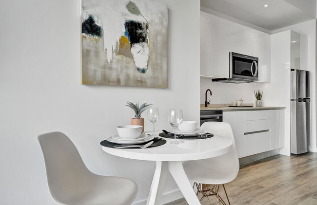 Design District Suites - Photo 71