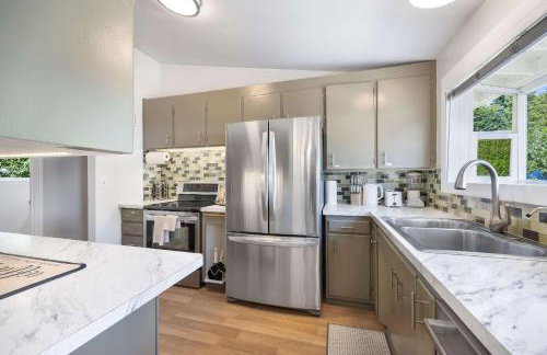 Single-Level 2BR Retreat w Hot Tub & Office - Foto 20