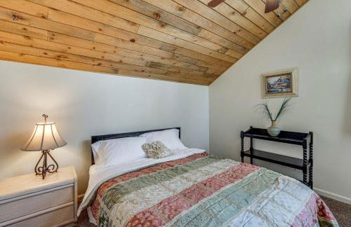 5 Mi to Mountain High Resort Home with Gaming Area - Foto 15