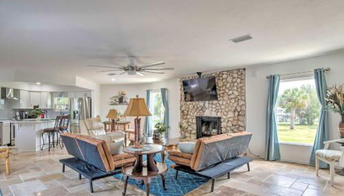 Remodeled Retreat on Homosassa River Canal! - Foto 3