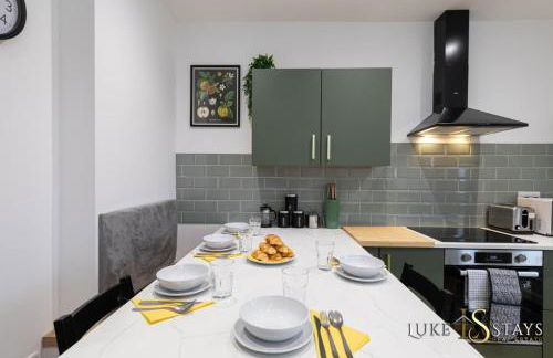 Luke Stays - Grace Street - Foto 30