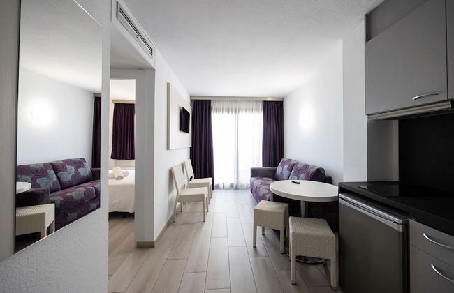 Aparthotel Miami Park - Photo 12