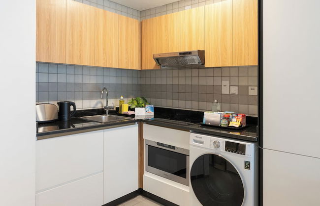 Citadines Metro Central Dubai - Photo 39