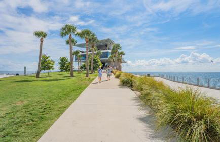 Home Close to Beaches and Heart of the city - Foto 16