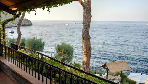 Alle due Torri, villa sulla roccia a picco sul mare - Foto 5