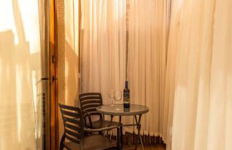 Casa d'Aroeira Residencial Boutique - Centro de Juqueí - Perto de Tudo - 2 quadras do Mar - Serviço de Praia - Roupa de Cama 600 fios algodão Egípcio - Tudo Novo - Estacionamento Interno - Cozinha - Consulte unidades com Ofurô Hidro e Cromoterapia - Foto 29