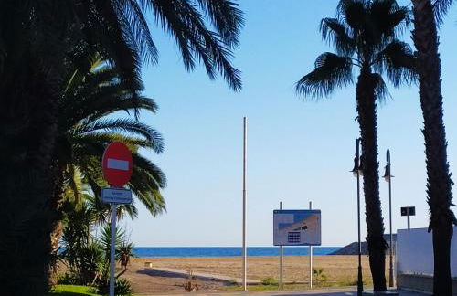 ENCANTADOR apartamento frente a la playa de Bara - Foto 55